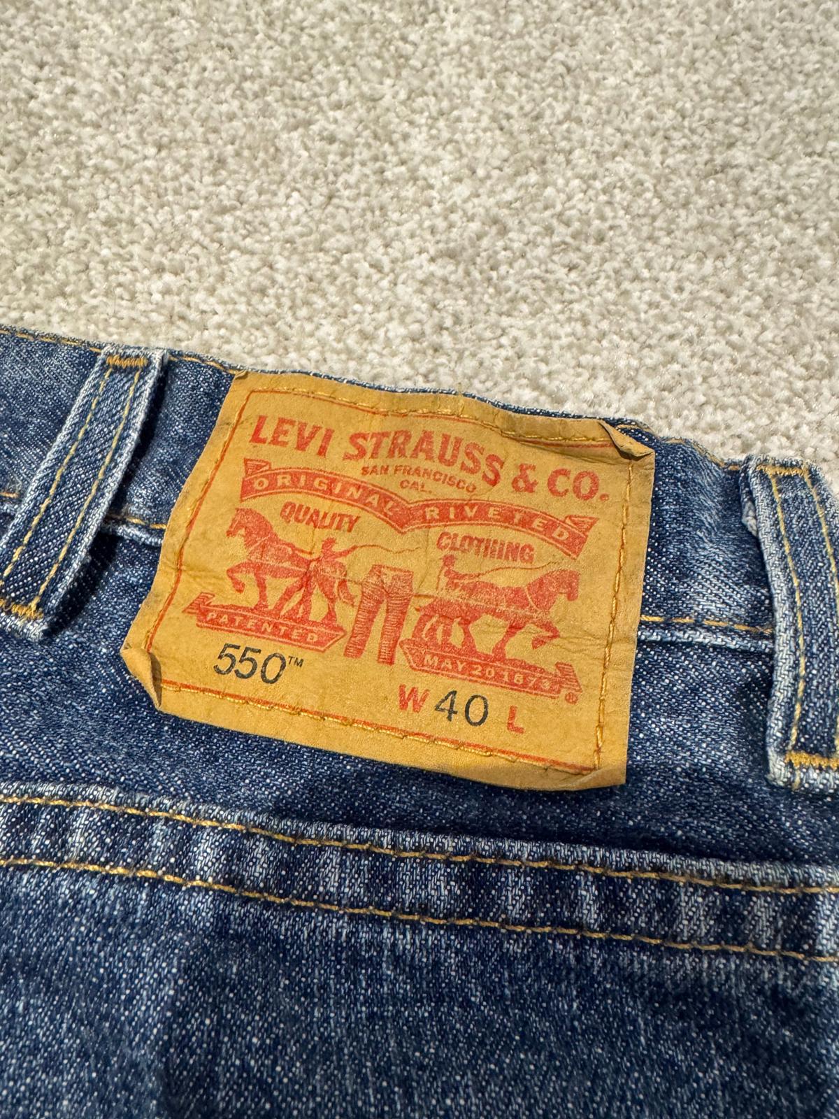 Levi Strauss & Co 550 Denim Shorts W40