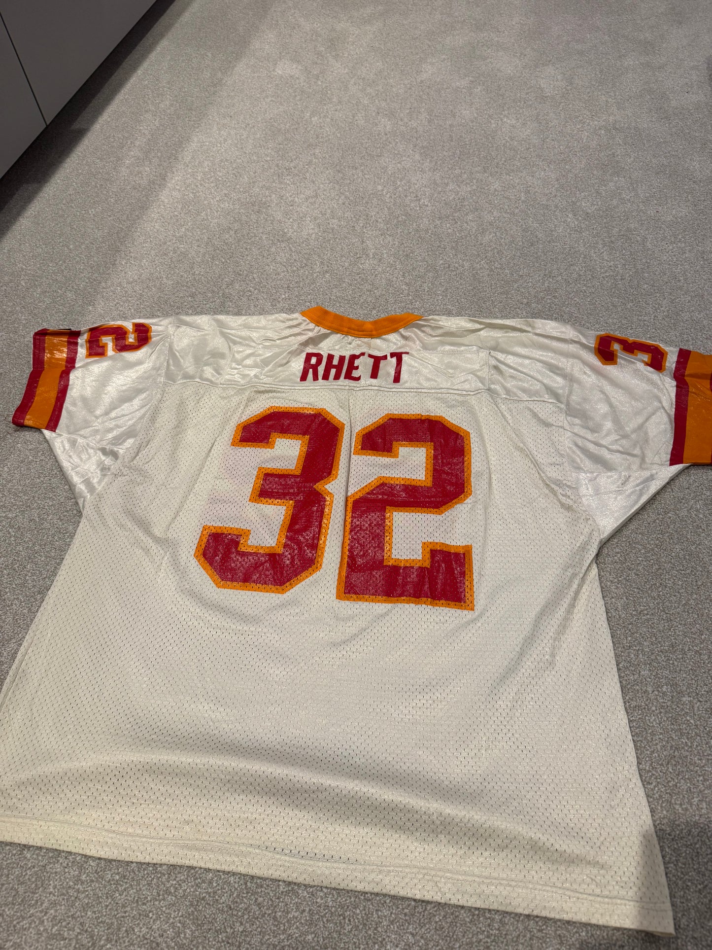Vintage NFL Wilson Tampa Bay Buccaneers ERRICT RHETT #32 White Football Jersey XXL