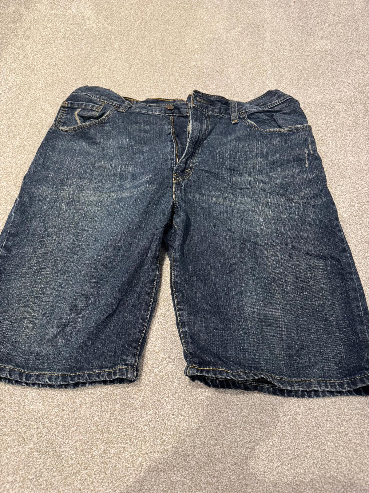 Levi Strauss & Co 569 Denim Shorts W36
