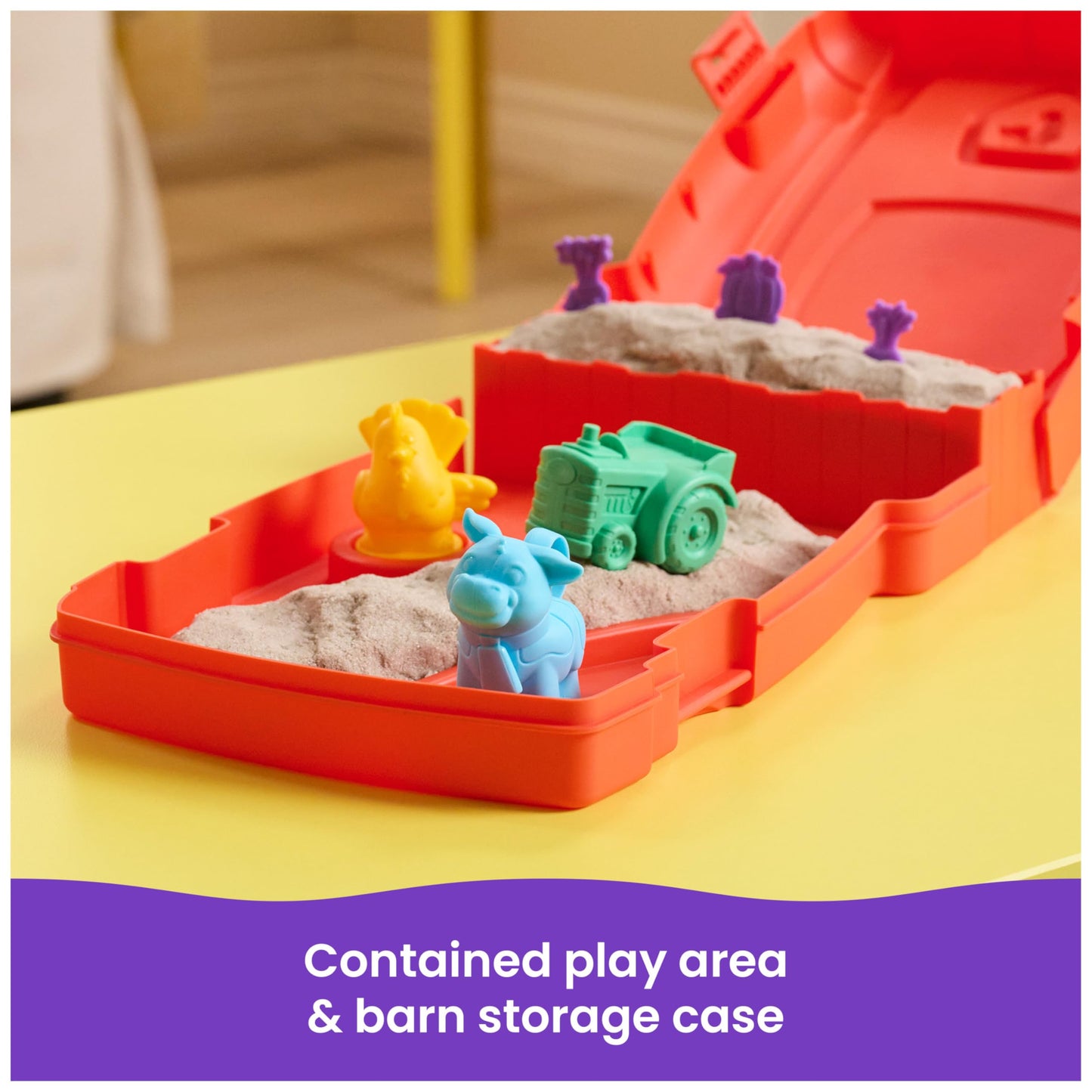 Kinetic Sand, Sandy Farm Set with 340g Play Sand, 6 Tools and Moulds, Reusable Barn Storage Case, Toddler Toys, Kids’ Toys for Girls and Boys Aged 3 and up