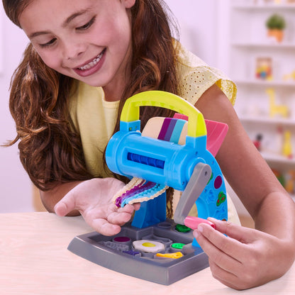 Play-Doh Pasta Dinner Playset, Kitchen Toy with 35+ Accessories, Ages 3+, Includes Pasta Maker, Play Mat & 10 Colors of Play-Doh