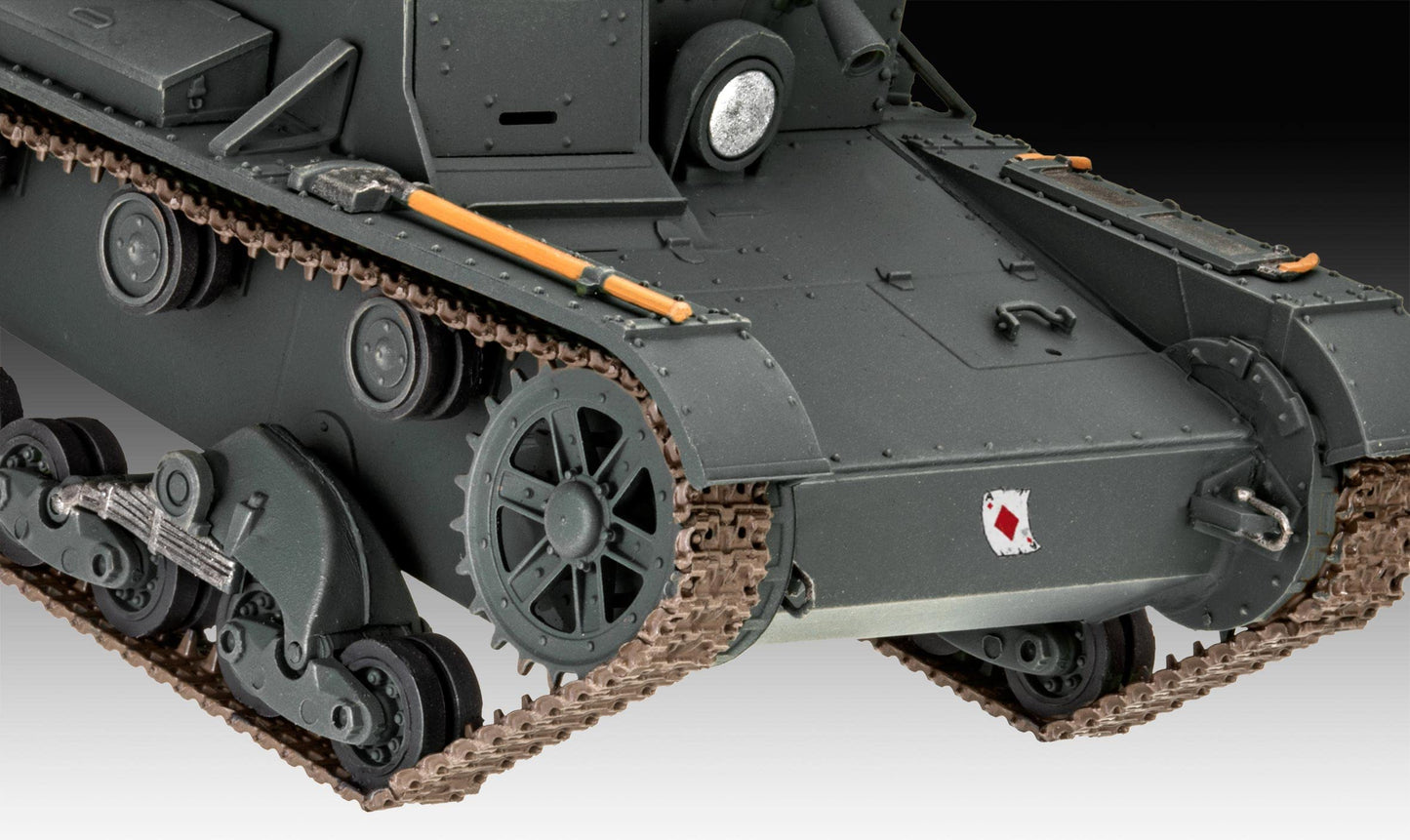 Revell 03505 T-26 World of Tanks 1:35 Scale Plastic model kit, Unvarnished