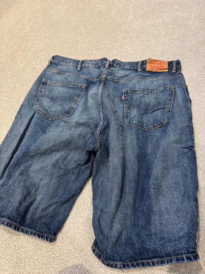 Levi Strauss & Co 569 Denim Shorts W42