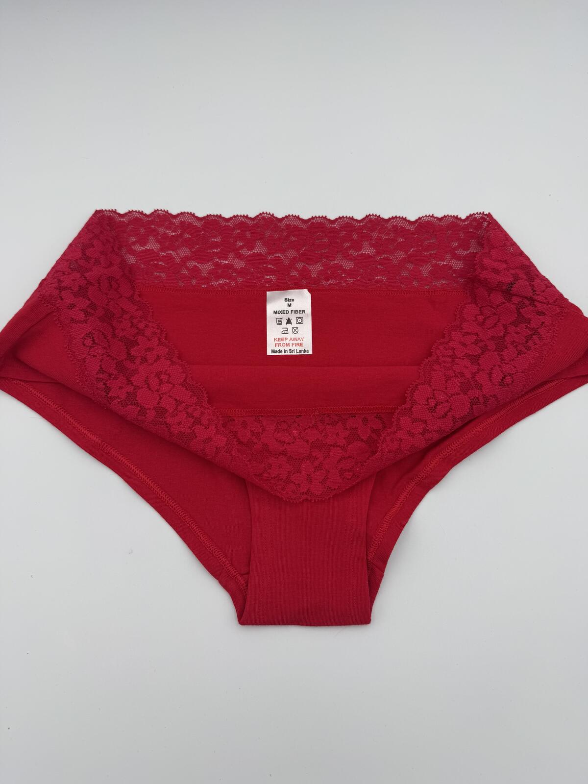 Red Knickers 3 Pack Medium