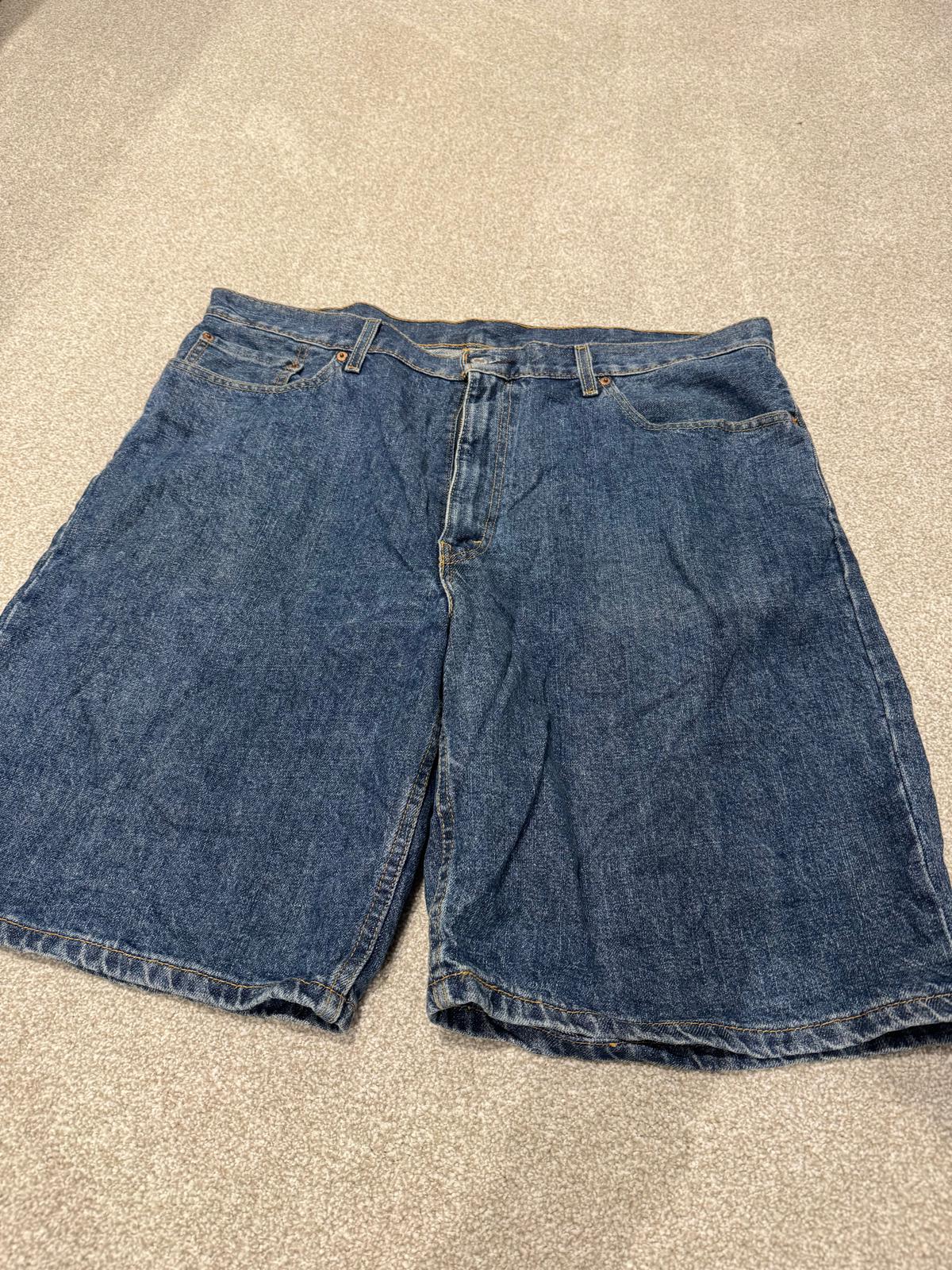 Levi Strauss & Co 550 Denim Shorts W40