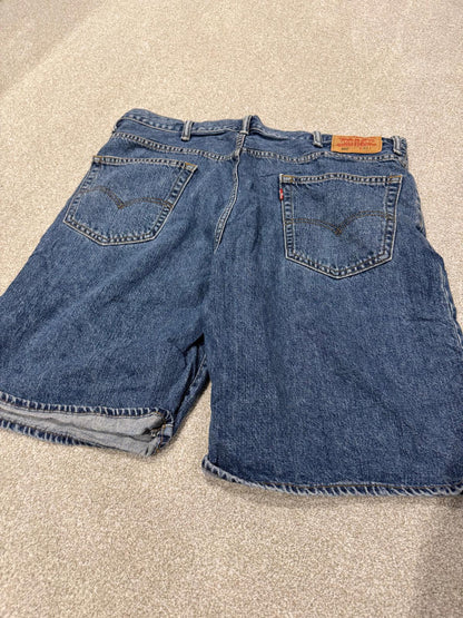 Levi Strauss & Co 550 Denim Shorts W40